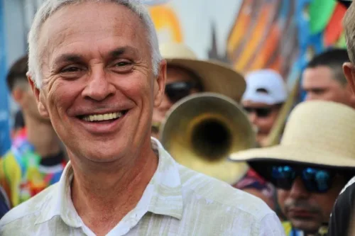 Coluna da quinta-feira: O protagonismo de Paulo Roberto na política pernambucana ganha força a partir da Vitória