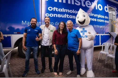 Carreta oftalmológica realiza atendimentos gratuitos pelo SUS em Vitória de Santo Antão