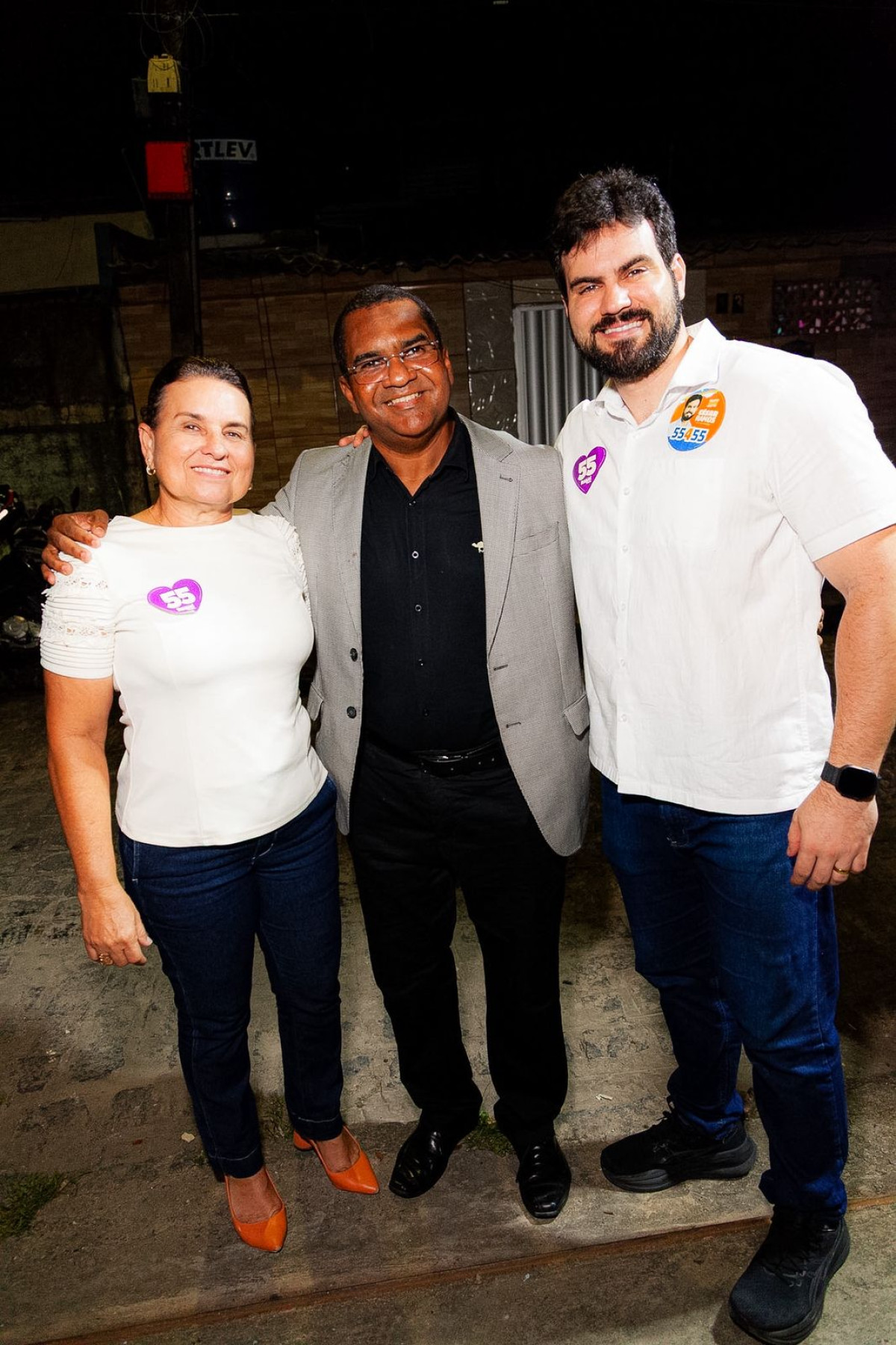 Em Igarassu, César Ramos participa de aniversário do ex-vereador Naate Gomes