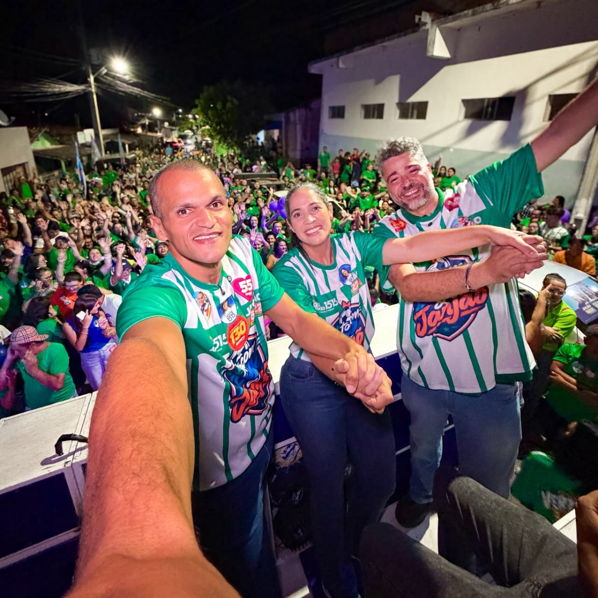 Tambor dá o recado: Janjão chega forte em Vertente do Lério ao lado do Dr. Hístenio e de Iza Arruda