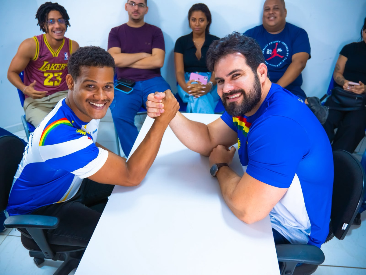 Filho de professora, César Ramos aprendeu na sala de aula que o conhecimento transforma vidas e que o trabalho constrói o futuro