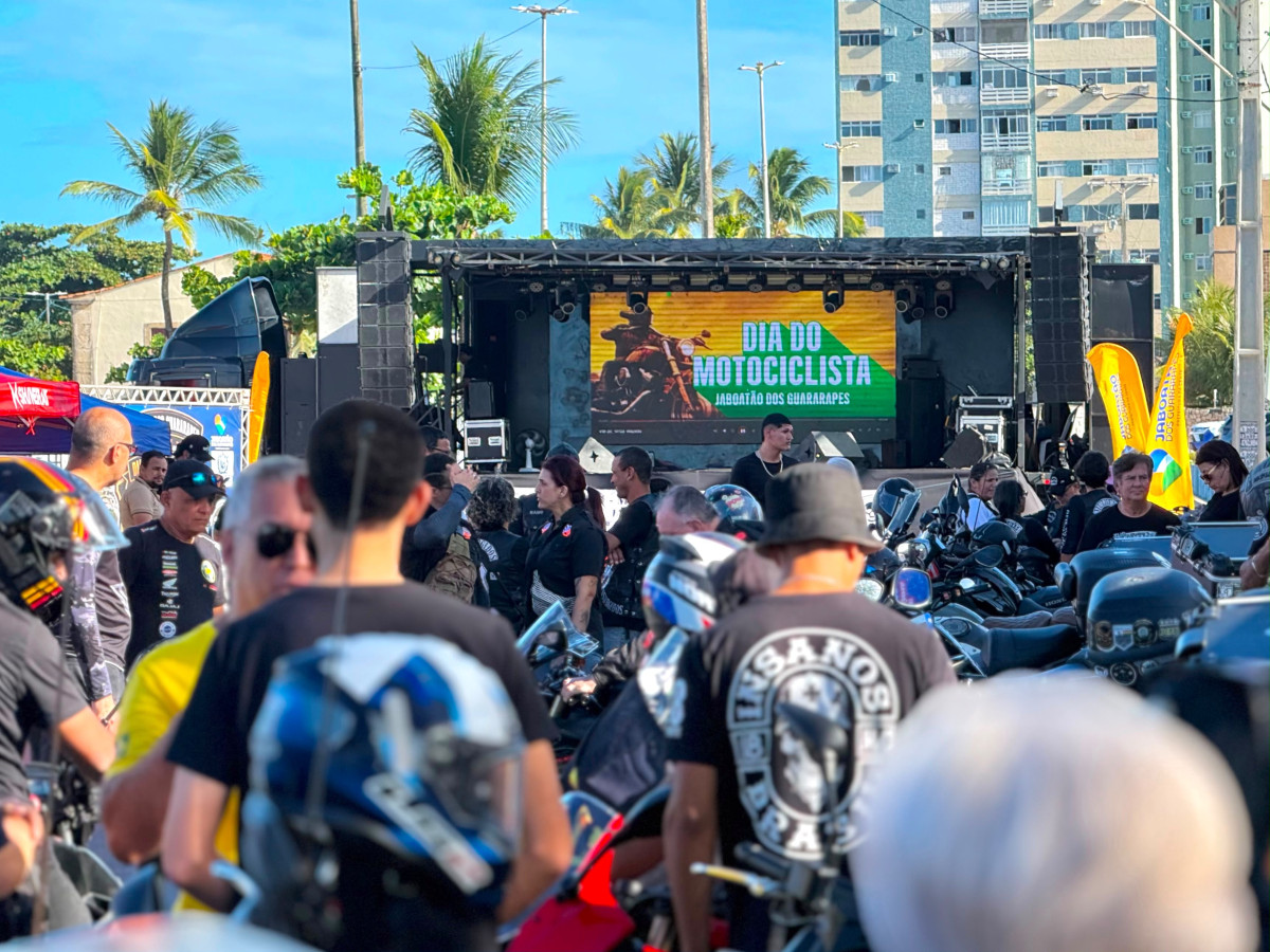 Jaboatão celebra Dia do Motociclista com grande encontro que movimentou a Orla de Piedade