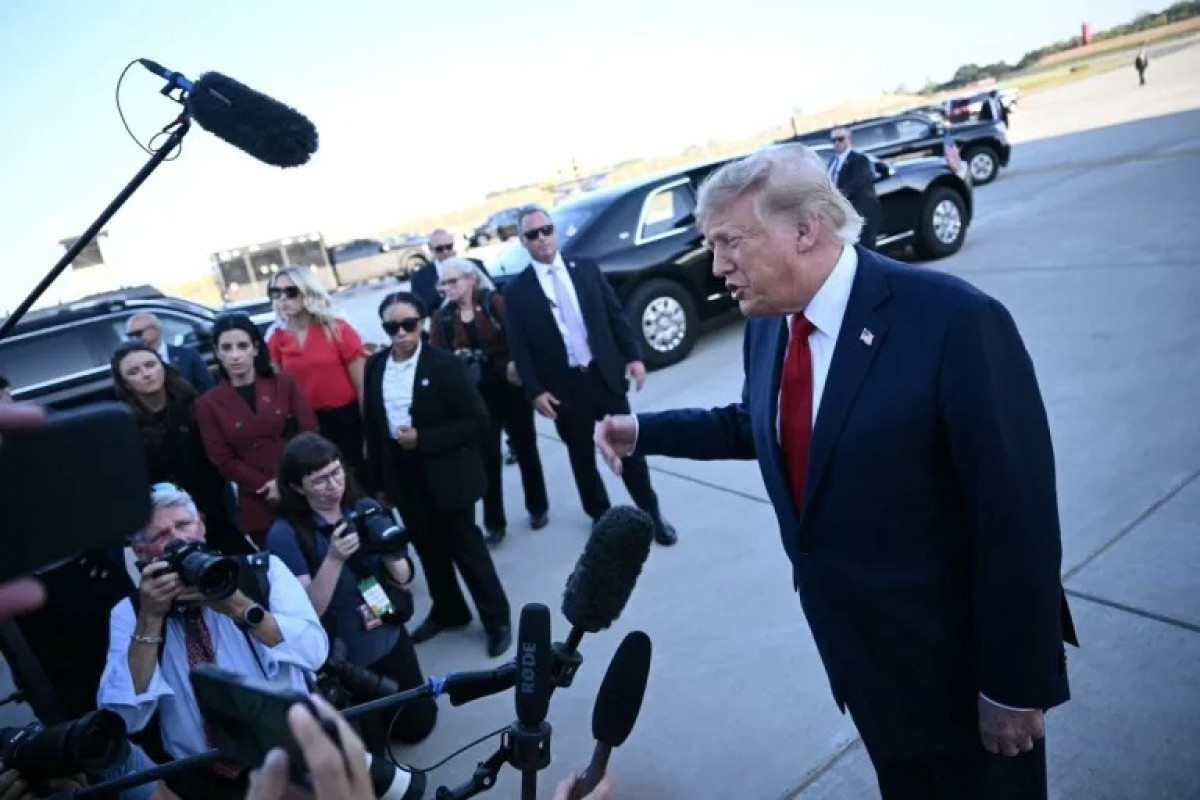 Emissoras vão processar governo Trump por impedi-las de entrar na Casa Branca