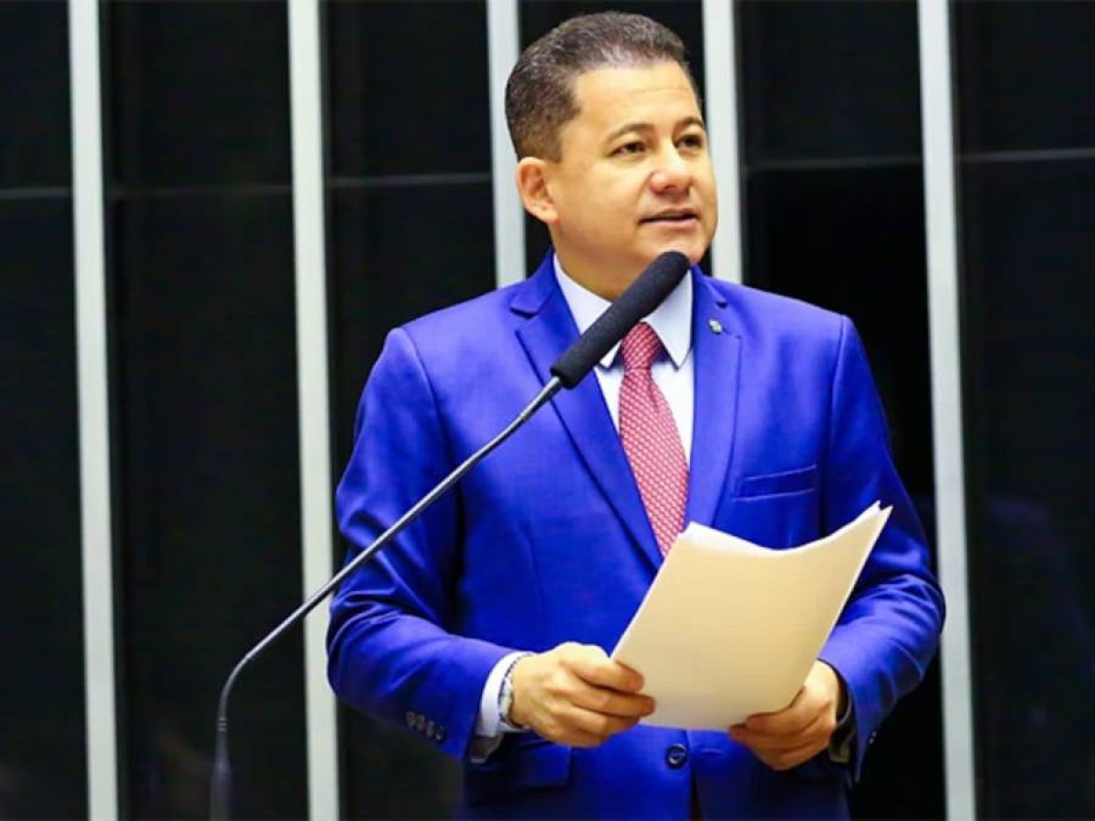 Cezinha é apontado como elo entre Mendonça e defesa de Vorcaro