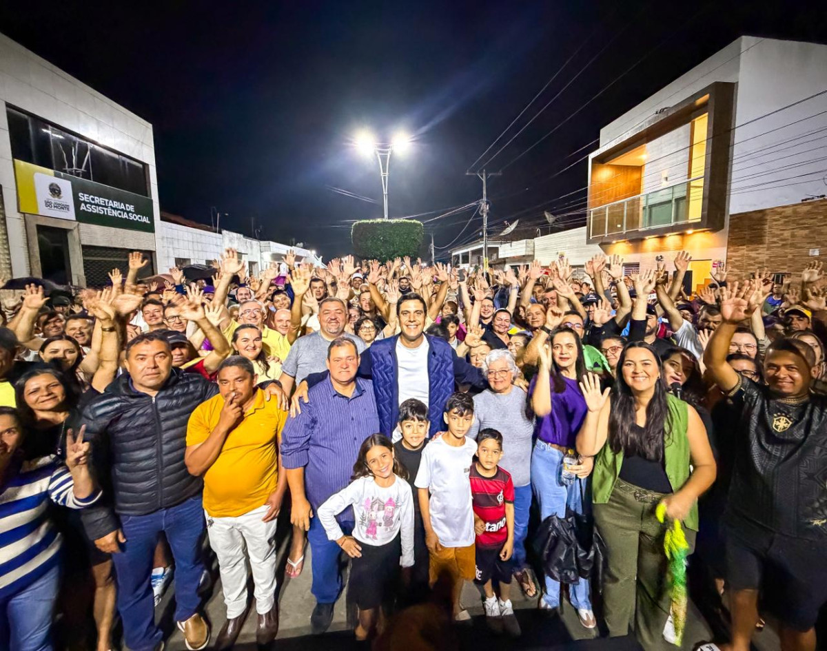 Prefeito Duguinha Lins faz grande entrega na Avenida José Gameleira, em São Joaquim do Monte
